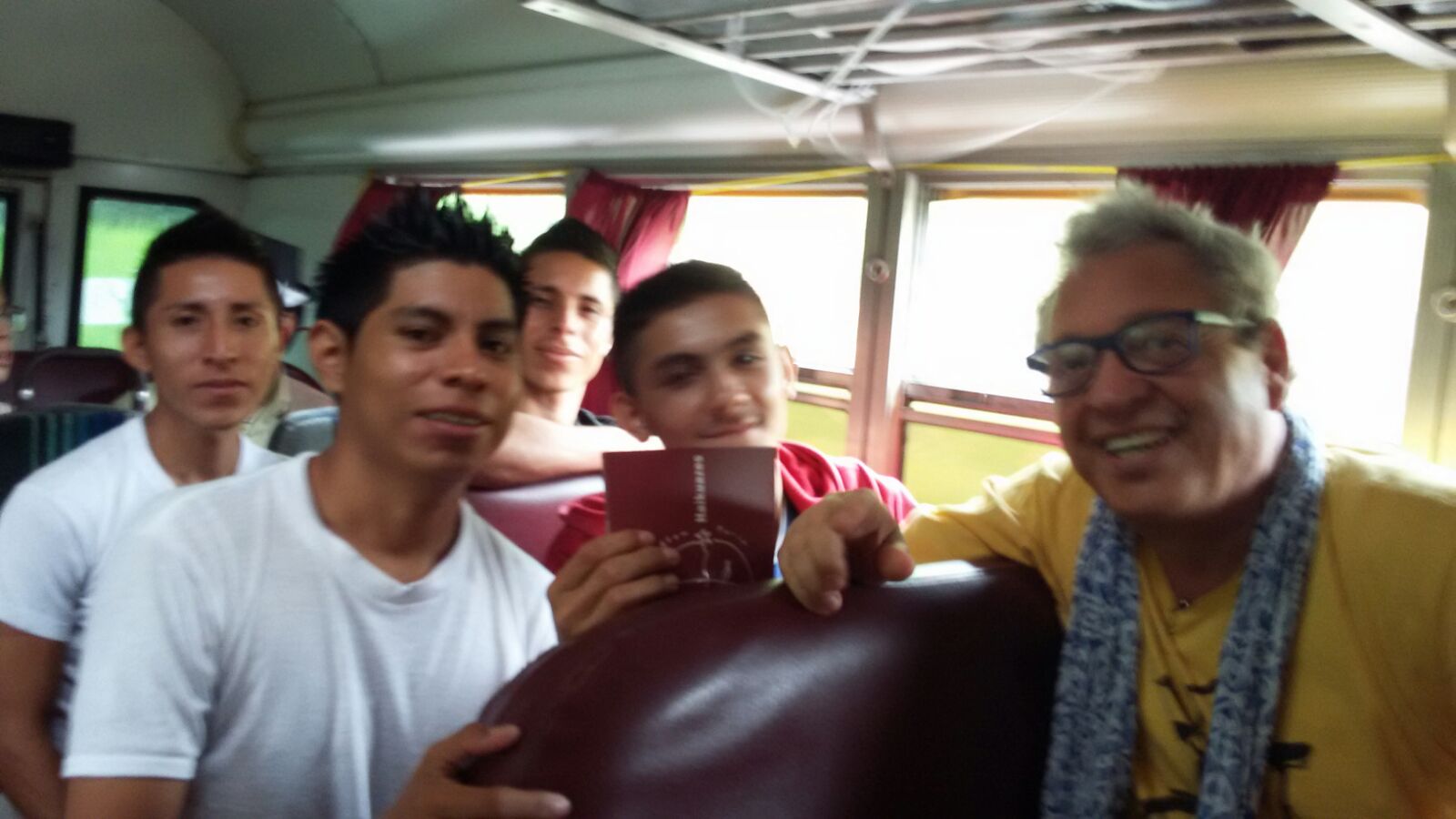 Meninos, El Salvador, 2015